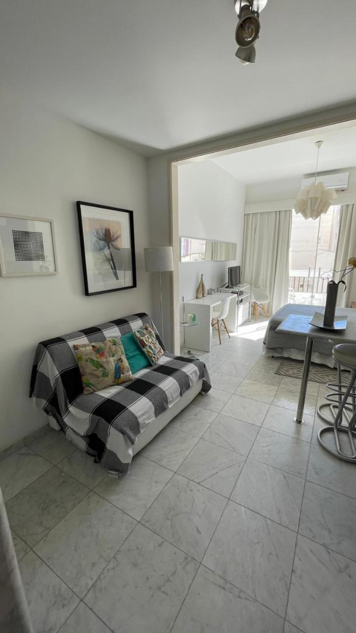 Copacabana: Lounge Lindo, Confortável E Com Vista Do Mar Apartamento *